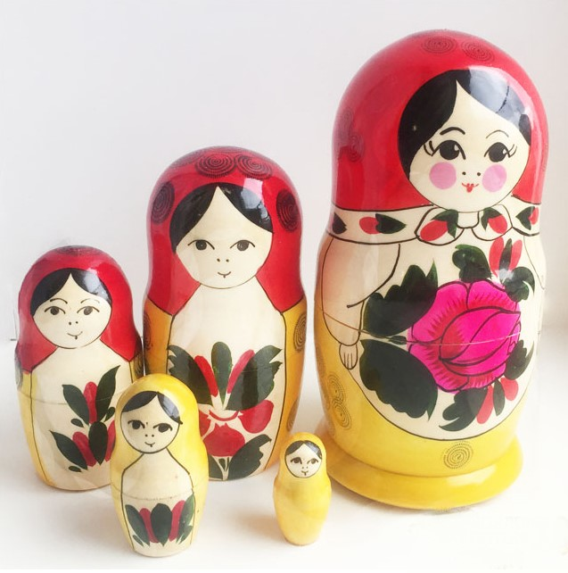 Matryoshka traditional 5 doll large