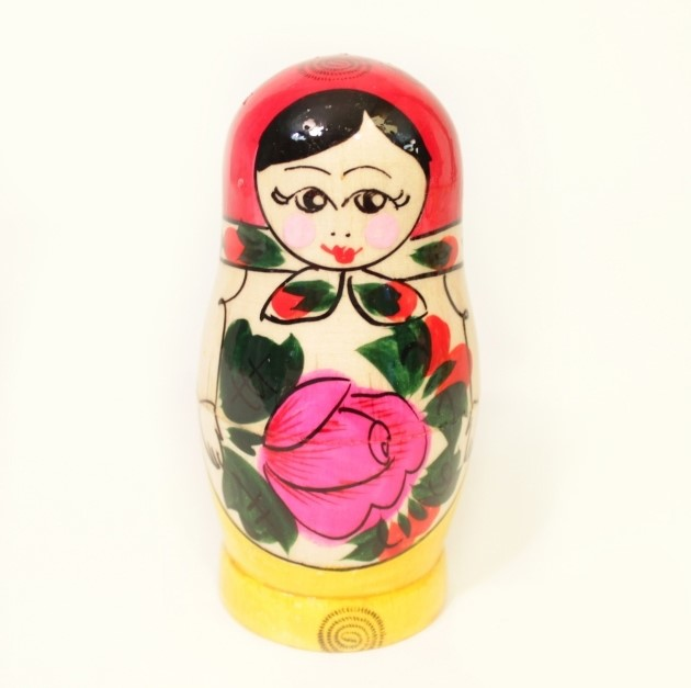 Traditional matryoshka 4 dolls