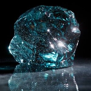 Piedra hecha a mano - bordes afilados