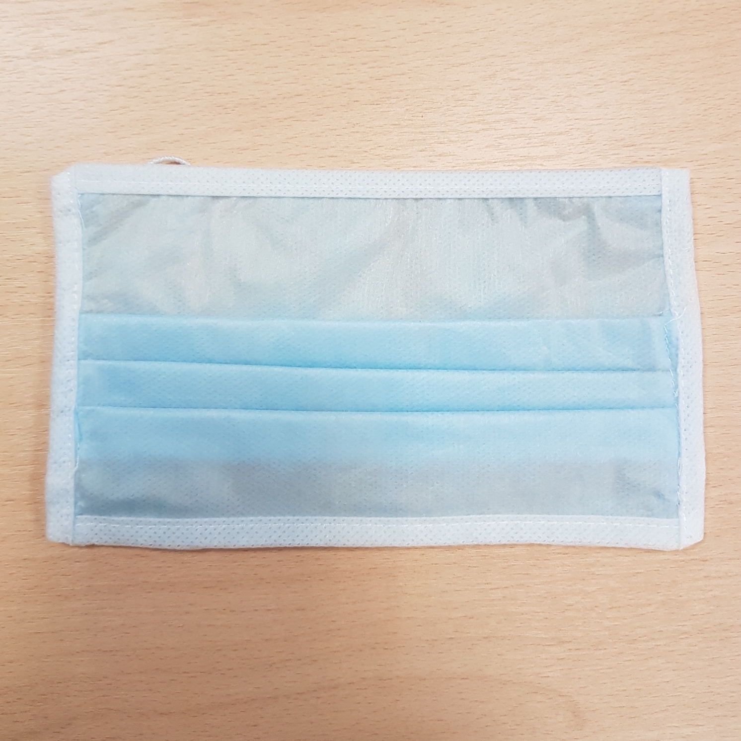 一套防护口罩每包5片