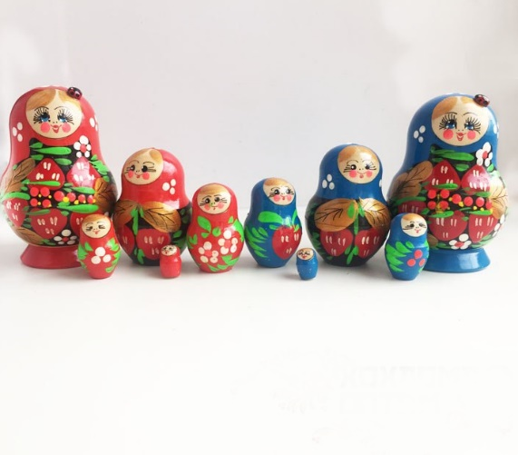 Matryoshka "Strawberry low" 5 dolls